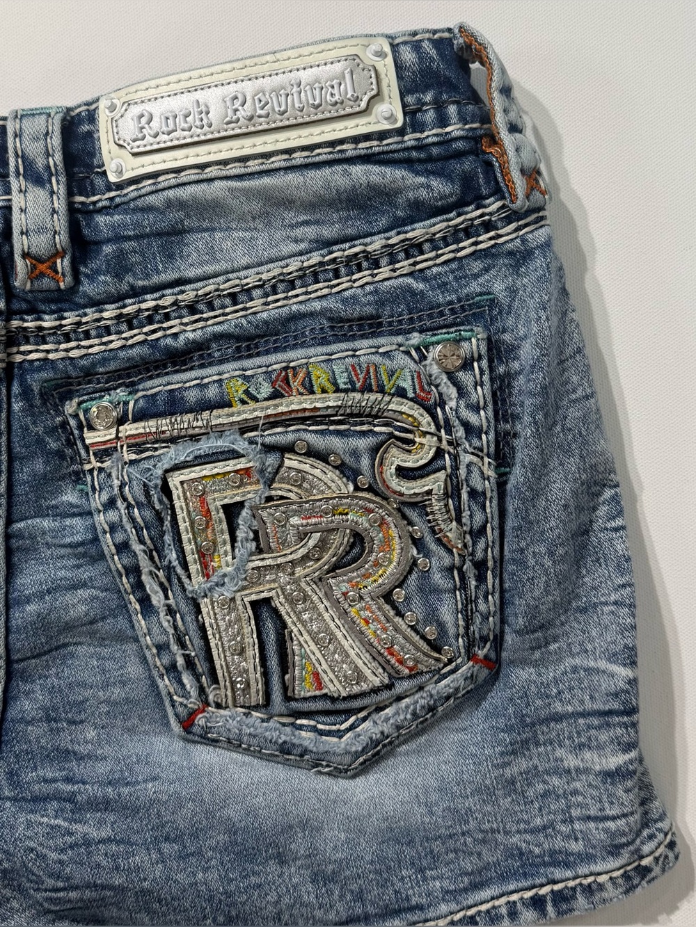 Rock Revival Pearlie Embellished Denim Shorts Women’s 29 Rhinestone - Picture 6 of 12